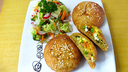 Bramborové bochánky plněné vaječnou směsí