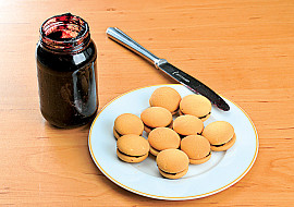 Kočičí oči ze srnčího hřbetu