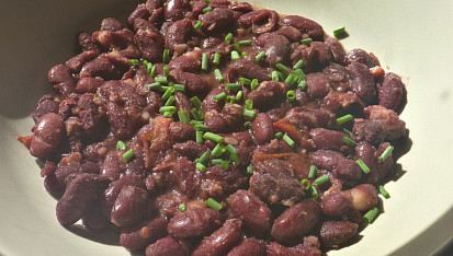 Ostro-slano-sladké červené fazole