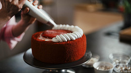 Univerzální dortové krémy podle Šárky Divácké