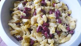 Bramborovo-fazolový salát