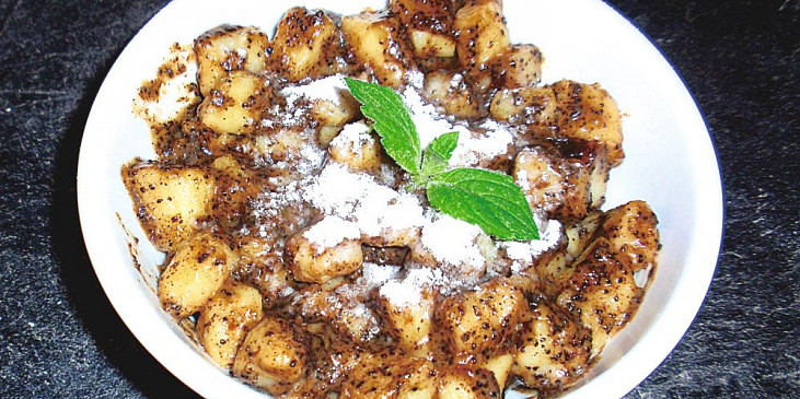 Slovenské šúlance s mákem