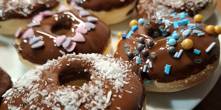 Donuty pečené ve formě