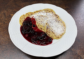 Lokše s ovocným přelivem