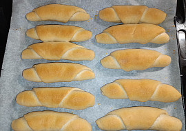 Obyčejné domácí rohlíky