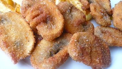 Smažené žampiony, Větší žampiony překrájené na silnější plátky.