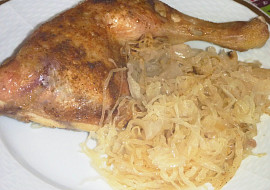 Country pečené kuře na kysaném zelí