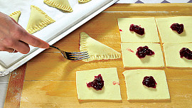 Tvarohové šátečky s brusinkami