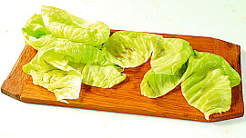 Zelné balíčky s mozzarellou