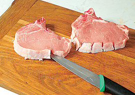 Kotlety na víně se sýrovou šťávou