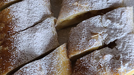 Rychlý tvarohový štrúdl z hotového těsta