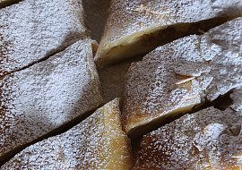 Rychlý tvarohový štrúdl z hotového těsta