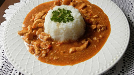 Vepřové nudličky na hořčici s jasmínovou rýží