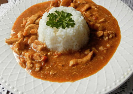 Vepřové nudličky na hořčici s jasmínovou rýží