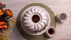 Dvoubarevná hrníčková bábovka