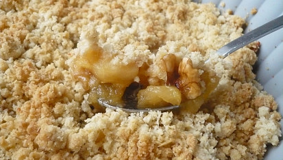 Jablečný crumble z horkovzdušné fritézy