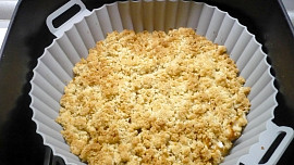 Jablečný crumble z horkovzdušné fritézy