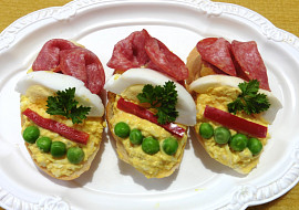 Jarní vaječné mini chlebíčky