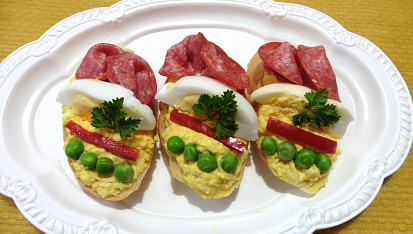 Jarní vaječné mini chlebíčky