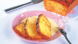 Tvarohový chlebíček s vanilkovým krémem