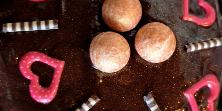 Valentýnský čokoládový dortík bez mouky