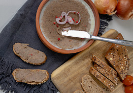 Domácí paštika z vepřových jater