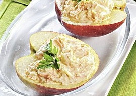 Jablíčka plněná mrkvovou pomazánkou