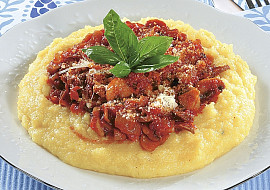 Kukuřičná polenta se žampiony