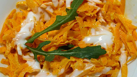 Mrkvový salát s česnekem