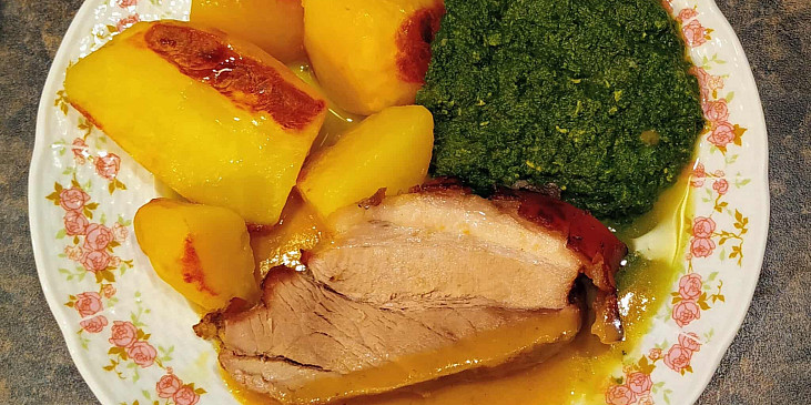 Pečený vepřový bůček