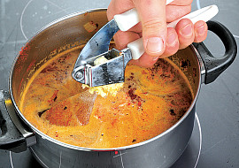 Pivní guláš z plecka