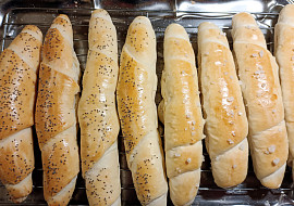 Sádlové rohlíky zadělávané v domácí pekárně (Skvělé)