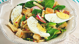 Salát z červené čočky a polníčku