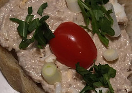 Tuňáková pomazánka (Výborná)