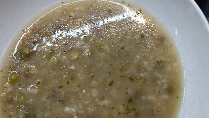 Hrstková polévka s majoránkou