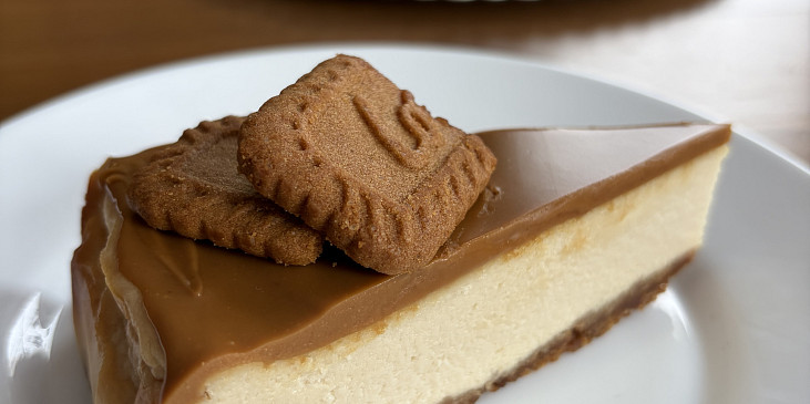 Karamelový Lotus cheesecake