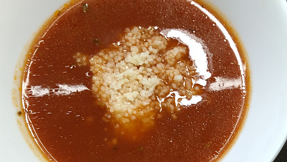 Rajčatová polévka sladkokyselá