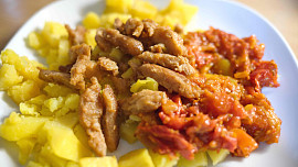 Sójové nudličky se zeleninou