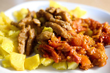 Sójové nudličky se zeleninou a bramborami