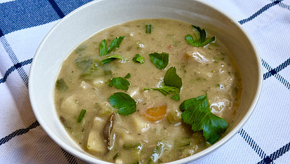 Bramborová polévka (bramboračka)