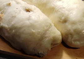 Houskové knedlíky (Dve knedle z pol kila múky)