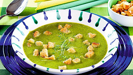 Hustá špenátová polévka