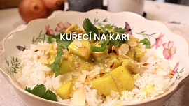 Kuřecí prsíčka s kokosovým mlékem a kari (Kuřecí na kari)