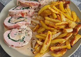 Kuřecí špenátová roláda s tarhoňou