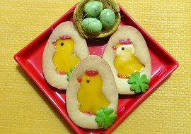 Linecká vajíčka s kuřátkem a čtyřlístkem