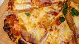 Pizza ze sušeného droždí