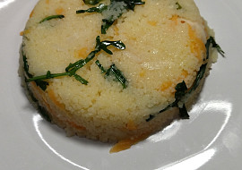 Přílohový kuskus s kořenovou zeleninou