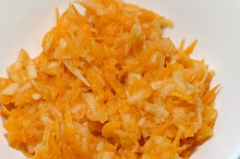 Niekedy s medom, niekedy dám cukor práškový.