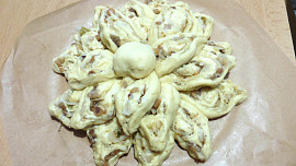 Trhané škvarkové placky z remosky