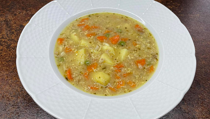 Vydatná vločková polévka s česnekem